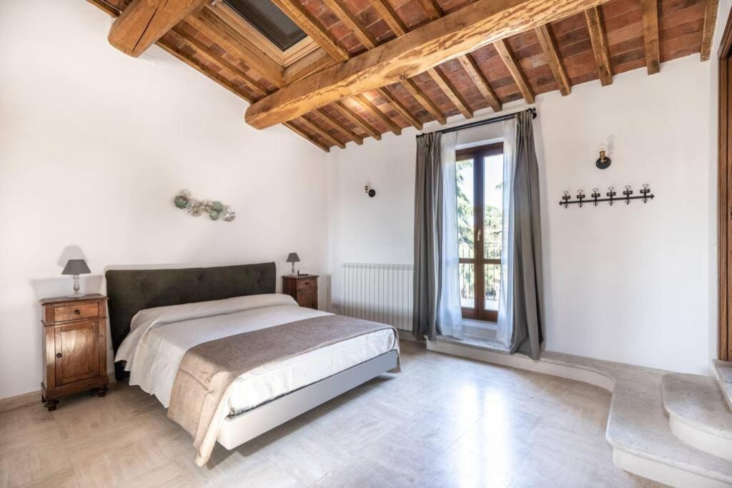 La Piazza - Appartamento Con Vista Sinalunga Eksteriør bilde